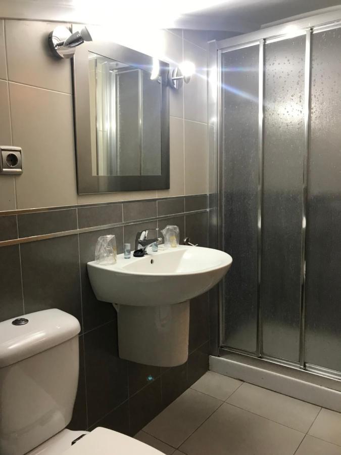 Residencial Santamaria Hotel Sancibrián Kültér fotó