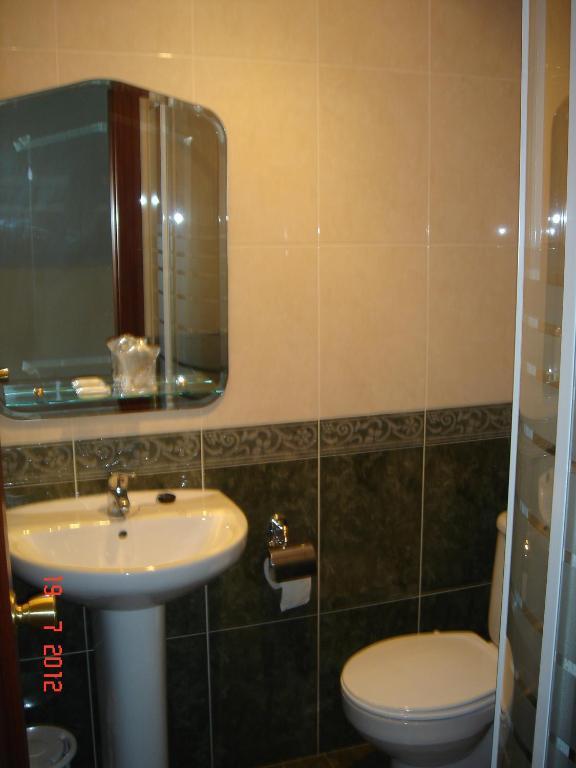 Residencial Santamaria Hotel Sancibrián Szoba fotó